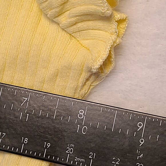 Yellow Ruffled Sleeve Baby Bodysuit 0-3M - Picture 10 of 10
